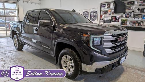 2024 GMC Sierra 1500 SLE