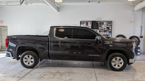 2024 GMC Sierra 1500 SLE