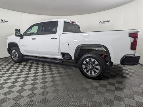 2024 Chevrolet Silverado 2500 Custom