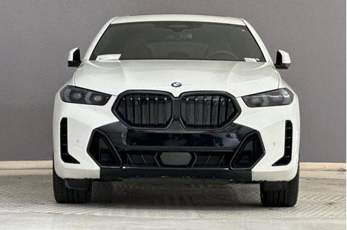 Alpine White 2026 BMW X6 xDrive40i