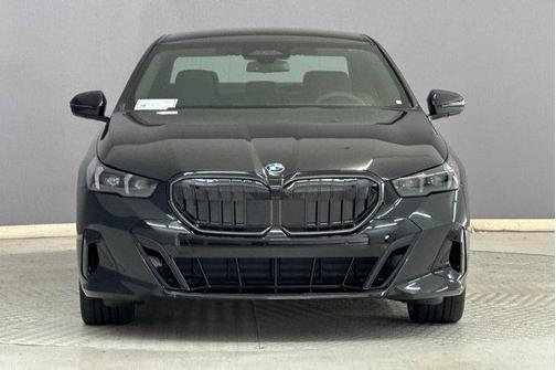 2026 BMW 540 i xDrive