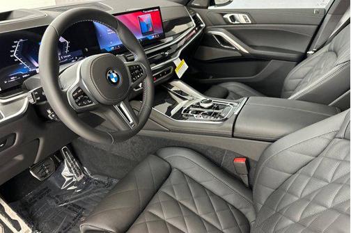 2026 BMW X6 M60i