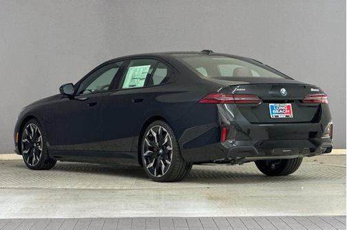 2026 BMW 550e 550e xDrive