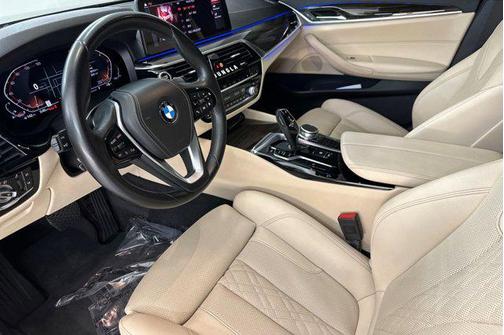 2021 BMW 530 530i