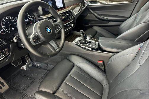 2018 BMW 540 540i