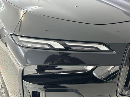 2025 BMW 760 i xDrive