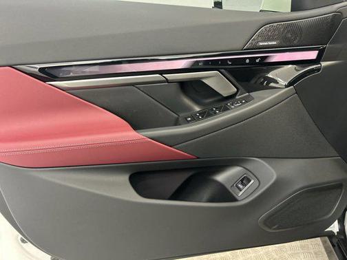 2025 BMW i5 eDrive40