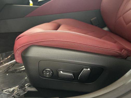 2025 BMW i5 eDrive40
