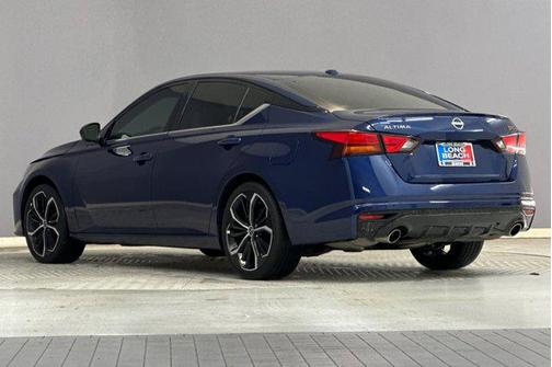 2023 Nissan Altima SR FWD
