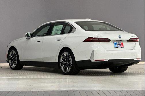 2026 BMW i5 eDrive40