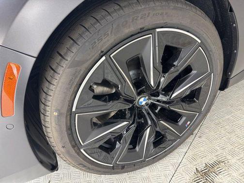 2025 BMW i7 eDrive50