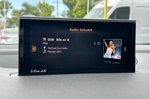 White 2017 Audi Q7 3.0T Premium