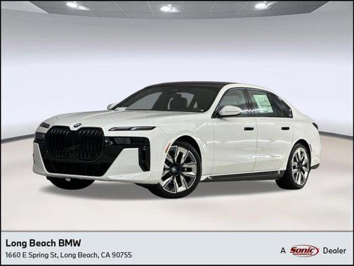 Alpine White 2026 BMW i7 eDrive50