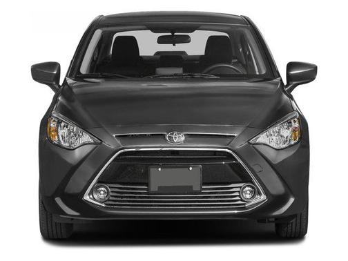 Graphite 2017 Toyota Yaris iA Base
