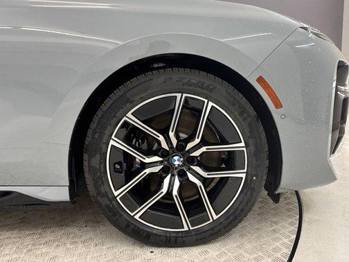 2025 BMW i7 xDrive60