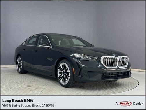 2025 BMW i5 eDrive40