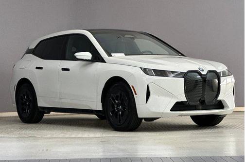 2026 BMW iX xDrive60