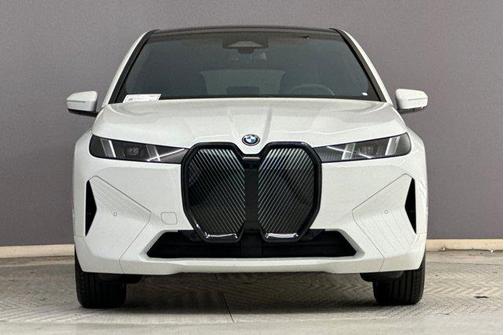 2026 BMW iX xDrive60