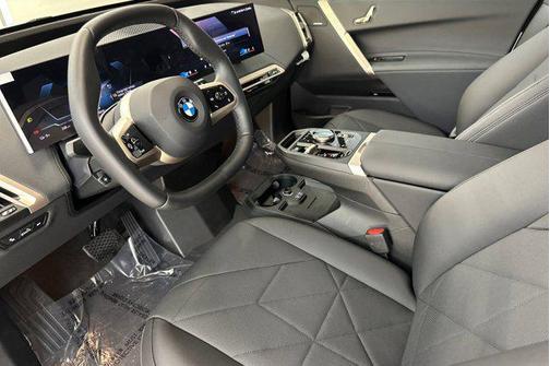 2026 BMW iX xDrive60