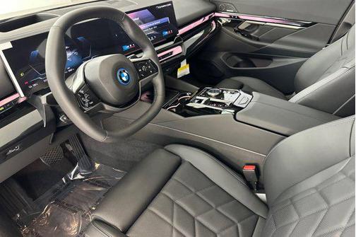 2026 BMW i5 eDrive40