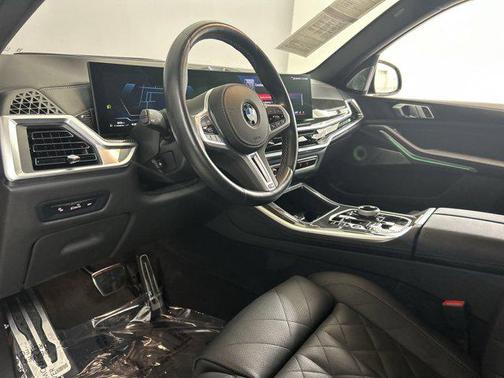 2024 BMW X5 M60i