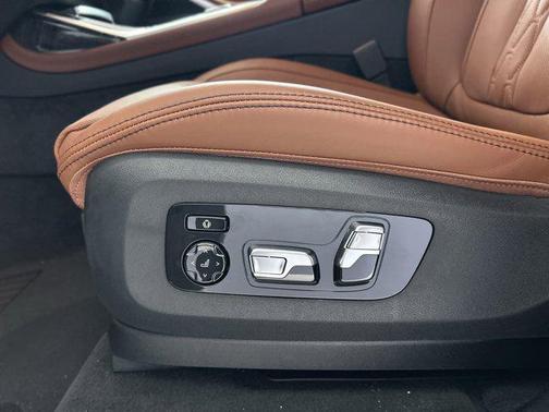 2026 BMW X7 M60i