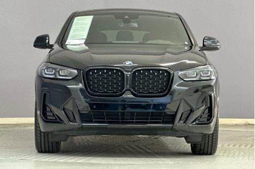 2025 BMW X4 xDrive30i