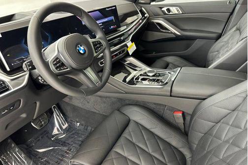 2026 BMW X6 xDrive40i