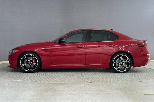 2022 Alfa Romeo Giulia Ti