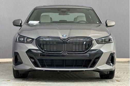 2026 BMW i5 eDrive40