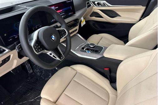 Black Sapphire Metallic 2026 BMW i4 Gran Coupe xDrive40