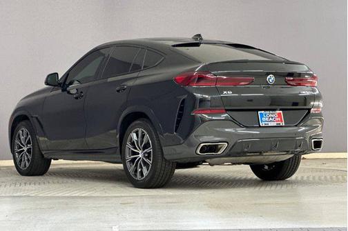 2023 BMW X6 M50i