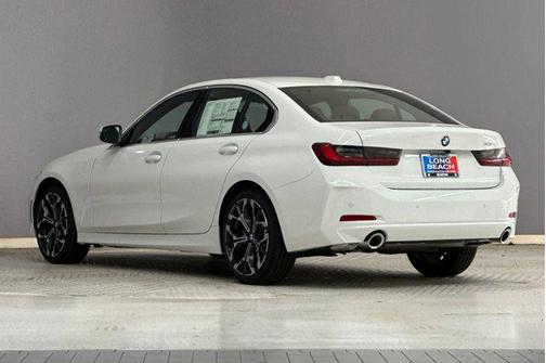 2026 BMW 330 330i