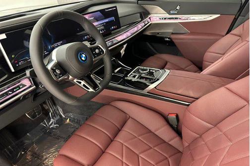 Frozen Deep Grey 2026 BMW 750e i xDrive