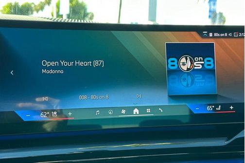 2025 BMW i5 eDrive40