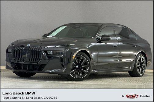 2025 BMW 740 740i
