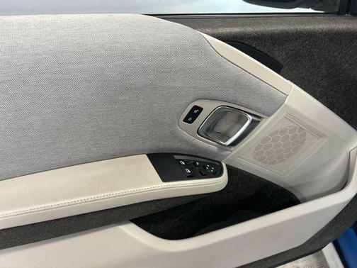 2016 BMW i3 Base w/Range Extender