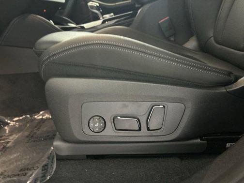 2025 BMW X4 xDrive30i