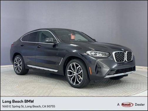 2025 BMW X4 xDrive30i