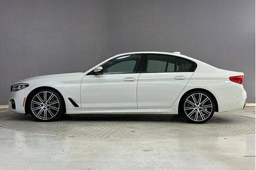 2020 BMW 540 540i