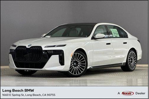 2025 BMW 740 i