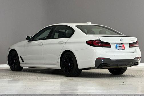 Alpine White 2023 BMW 540 i