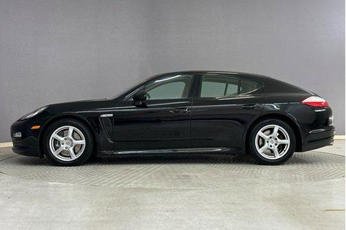 2011 Porsche Panamera 4