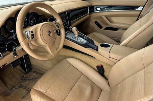 2011 Porsche Panamera 4