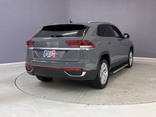 2021 Volkswagen Atlas Cross Sport 2.0T SE w/Technology