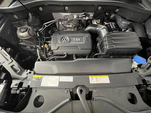 2021 Volkswagen Atlas Cross Sport 2.0T SE w/Technology