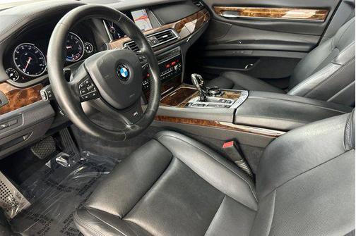 2015 BMW 750 I