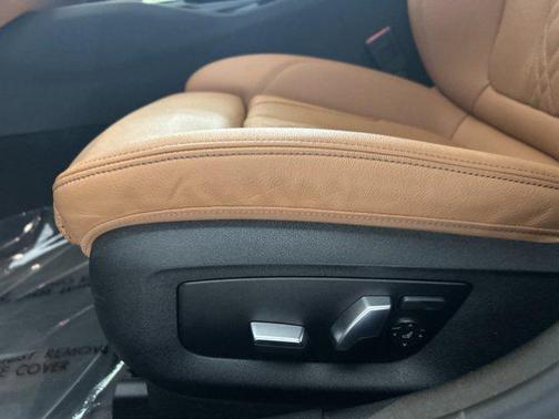 2022 BMW 530e Base