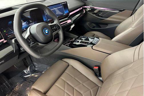 2026 BMW i5 eDrive40
