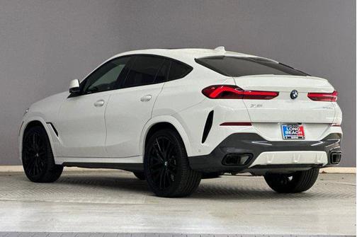 2023 BMW X6 xDrive40i